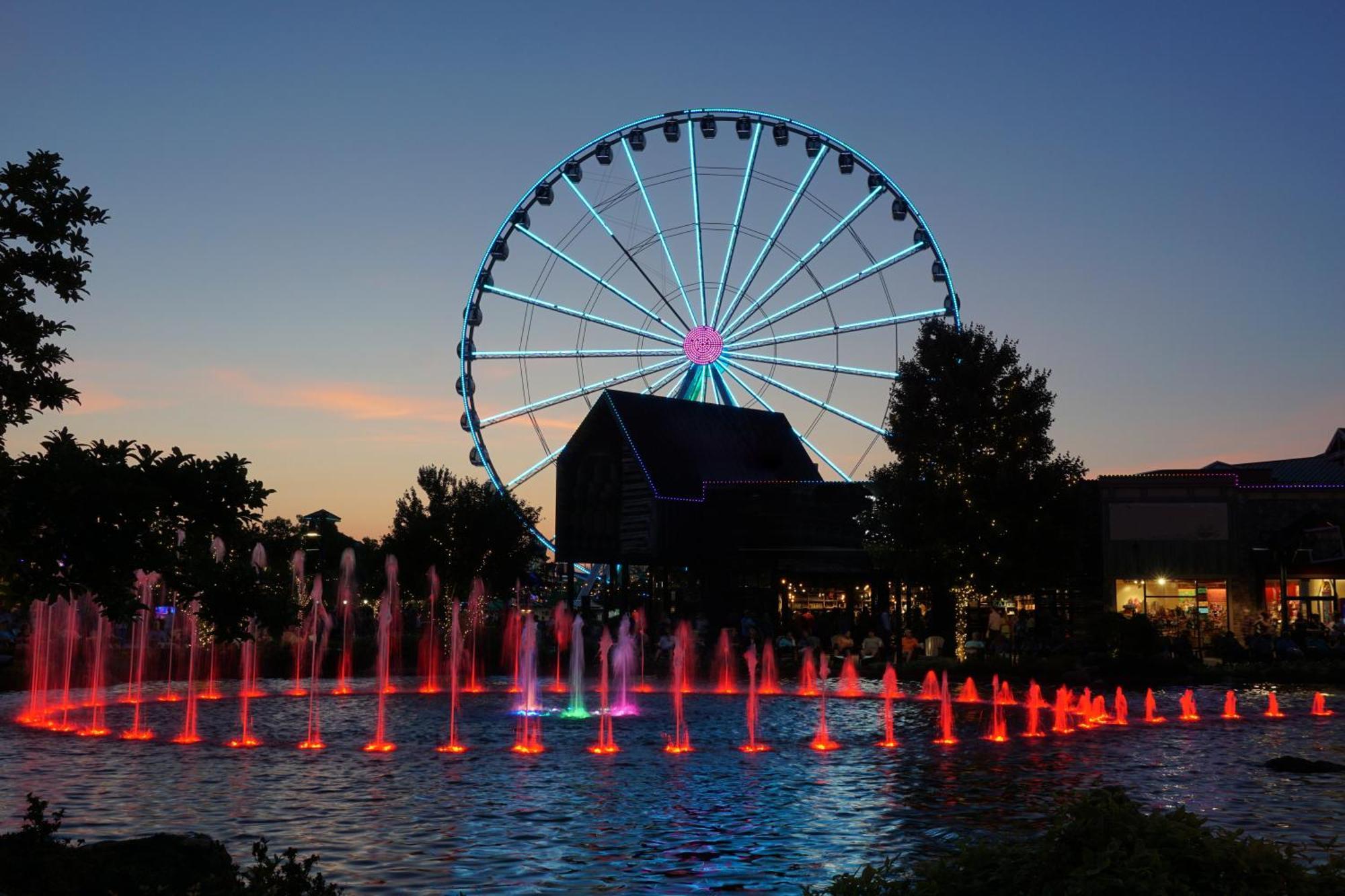 Lazy Bear Lodge, Hot Tub, Resort Pool, Wifi, 1089 Free Tickets Each Paid Day, Dollywood And More Gatlinburg Bagian luar foto